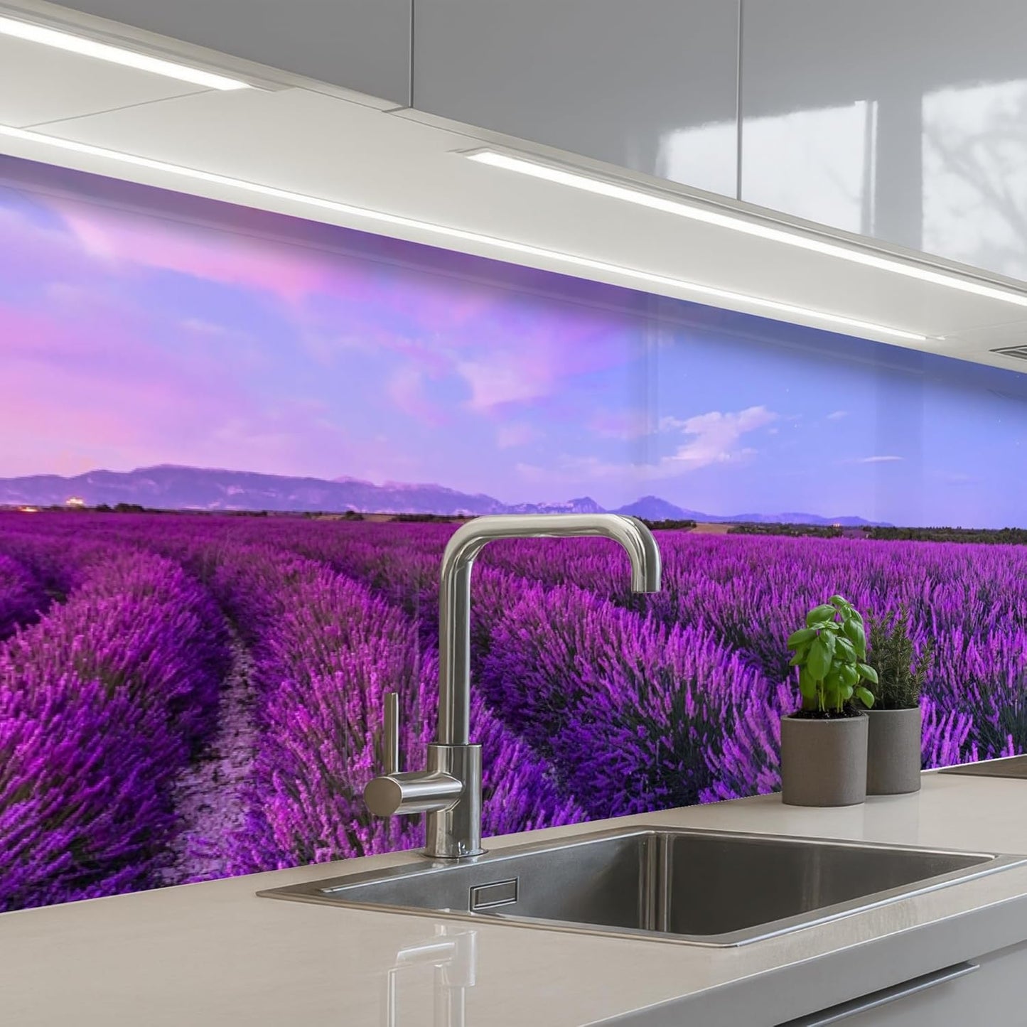 Splash Guard Kitchen Back Wall 60 x 80 cm Kitchen Washable Self-Adhesive Kitchen Wall Kitchen Front Kitchen Back Wall Protection Lavender - Purple - Flowers - Natural