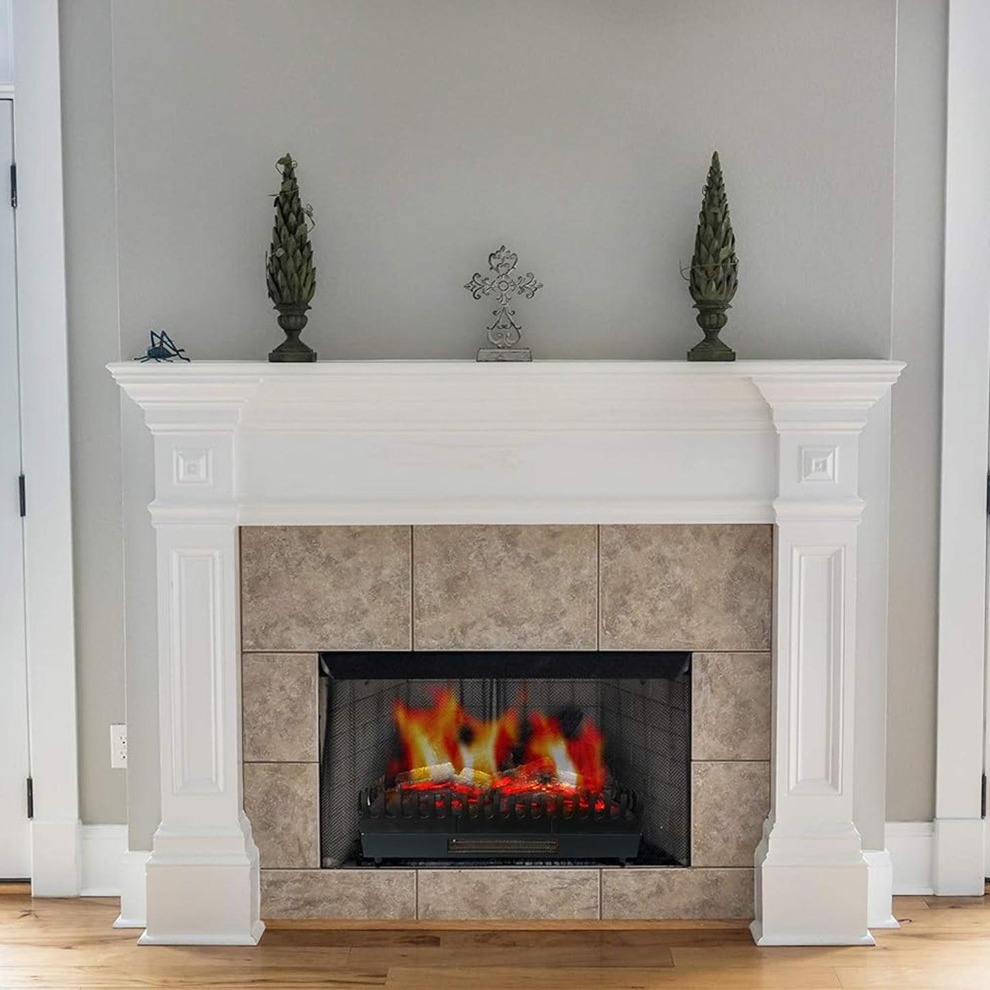 CHEMIN'ARTE Electric Fireplace with Heating, Electric Solo Stand, 67 x 23 x 24 cm, Fireplace with Realistic Flame Effect for Living Room and All Interior Areas, LED Lamps, Freestanding Electric