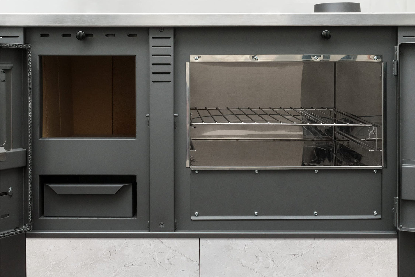 ProTermo Panonia Fireplace in Mocha with Left Flue - 10.54 kW Heating Output - 90 x 51 x 85 cm Wood Stove with Baking Compartment, Thermometer and Hob without Self-Closing Door - Type 2