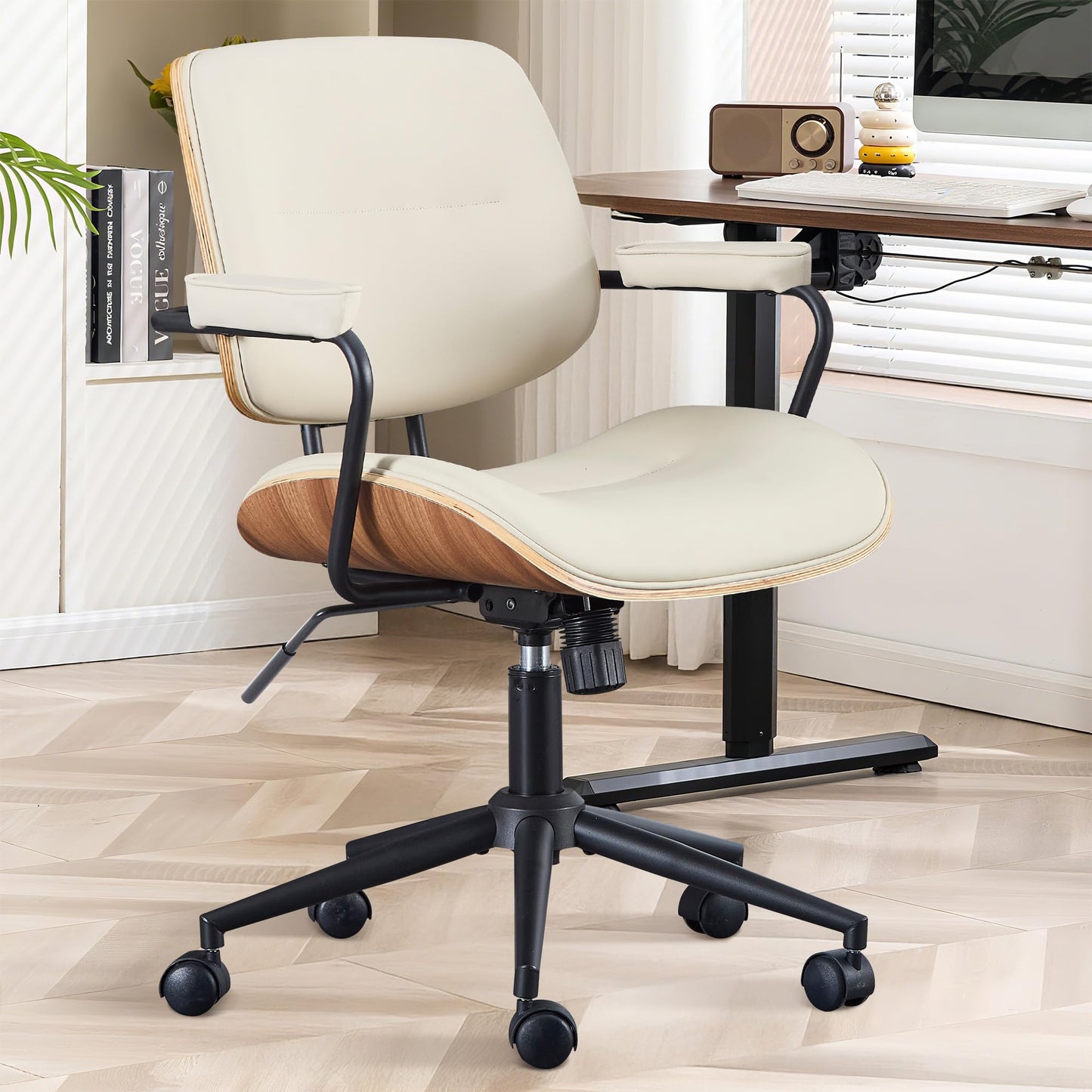 BERYTH Home Office Swivel Chair with Armrests Medieval Modern Office Chair 360° Rotatable Height Adjustable Desk Chair Makeup Chair for Office, Study, Bedroom Maximum Load 136 kg, Beige
