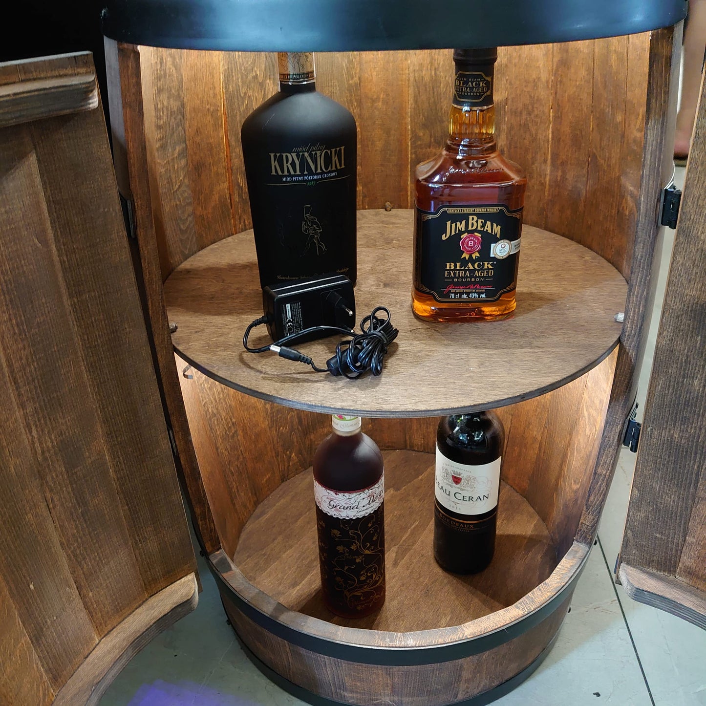 CREATIVE COOPER Wooden Wine Rack with Door with LED - Alcohol Cabinet Bottle Rack Wood - Wooden Barrel - Barrel Furniture - Wine Stand - Wine Barrel - Wine Bar - Barrel Bar with Door - Mini Bar 80 cm