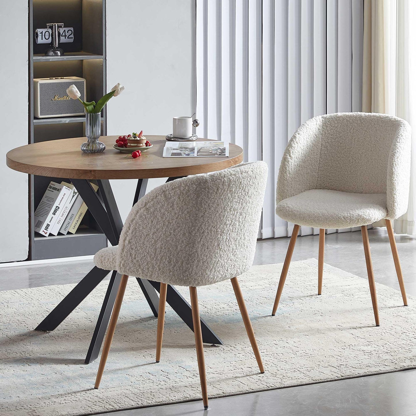 NORDICANA Esstisch mit 4 Stühlen Set, 95cm Runder Esstisch und 4 Kunstfell Loungesessel, Esszimmergruppe mit 4 Essstühlen, für Küche, Büro, Wohnzimmer, Balkon, Restaurant(Tisch+4 Braun Stühle)